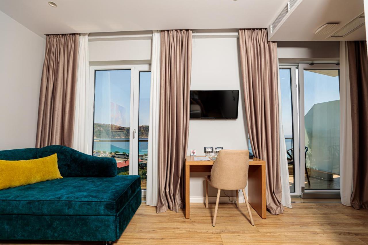 Sea View Hotel 希马拉 外观 照片